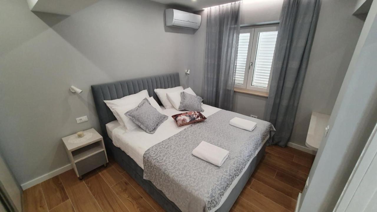 Newly Renovated Apt. Near To Entrance To Old Town Dubrovnik Kültér fotó