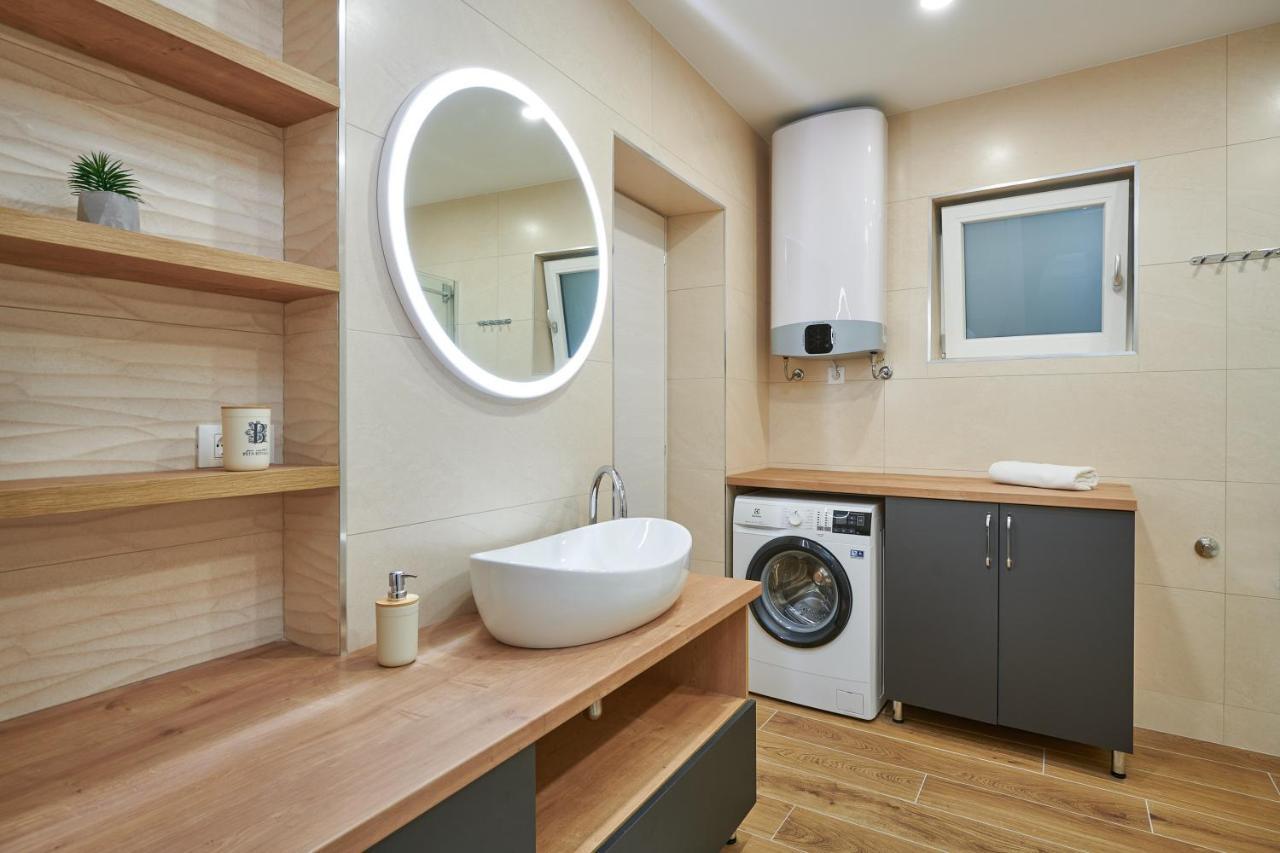 Newly Renovated Apt. Near To Entrance To Old Town Dubrovnik Kültér fotó